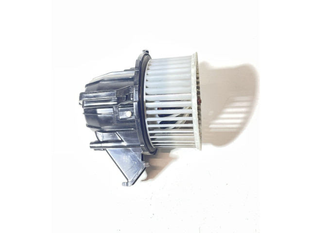 Вентилятор печки U0852003 Audi Q5 SQ5