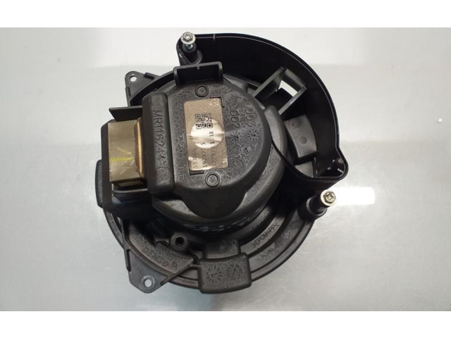 Вентилятор печки       Renault Clio V