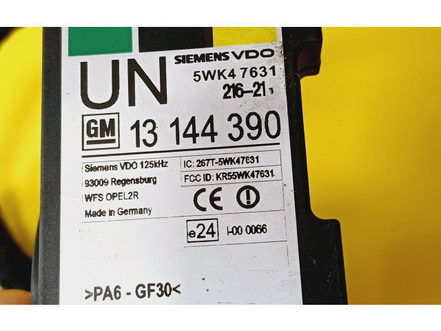 Блок управления двигателем Блок управления 12249823, 13144390 Opel Meriva A