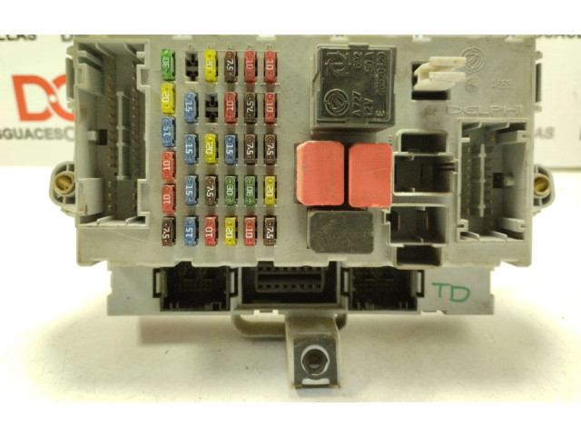 Pojistková skříňka 46788428 Fiat Grande Punto 2005