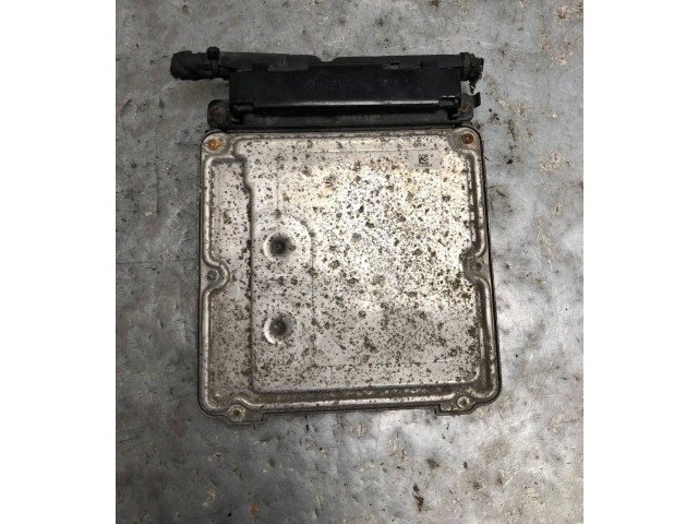 Блок управления двигателем Блок управления 04L907309K Volkswagen Caddy