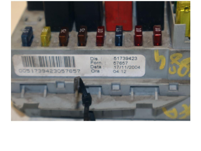 Блок предохранителей Fiat Idea