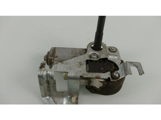 Двигатель стеклоочистителя заднего стекла