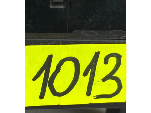 Блок предохранителей 9675877980, R02 Citroen C5