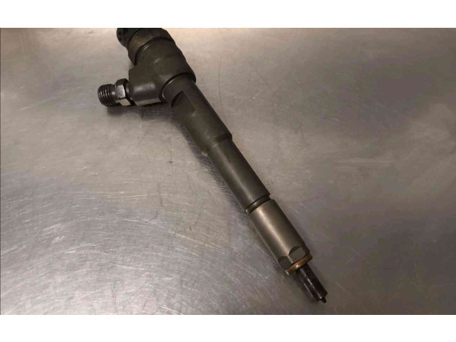 Форсунка 166008399R    Renault Clio IV   