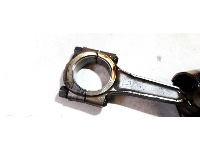 Píst Citroen Xsara pro benzínový motor 1.6