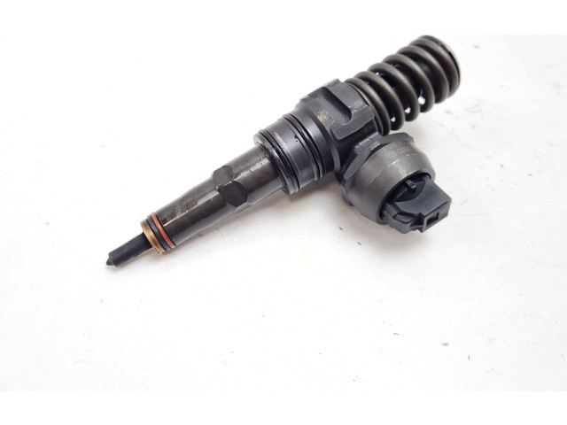 Vstřikovač 038130073AG, 0414720215 Volkswagen Caddy BJB