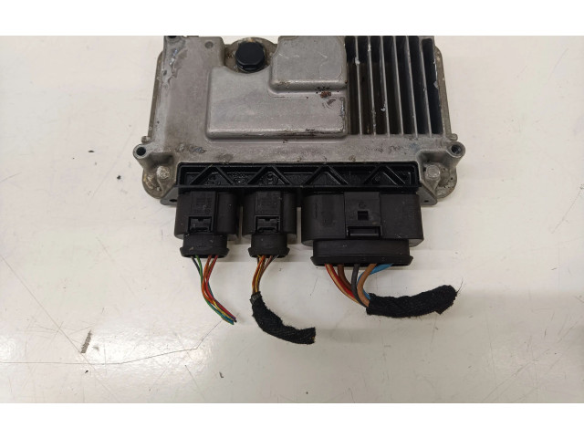 Řídící jednotka 03G, 021 Audi RS3 8PA