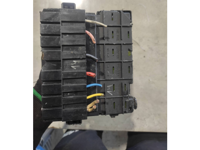 Блок предохранителей 9657608780   Citroen C8    