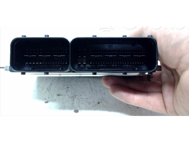 Блок управления двигателем ECU 03C906022AQ Seat Altea XL