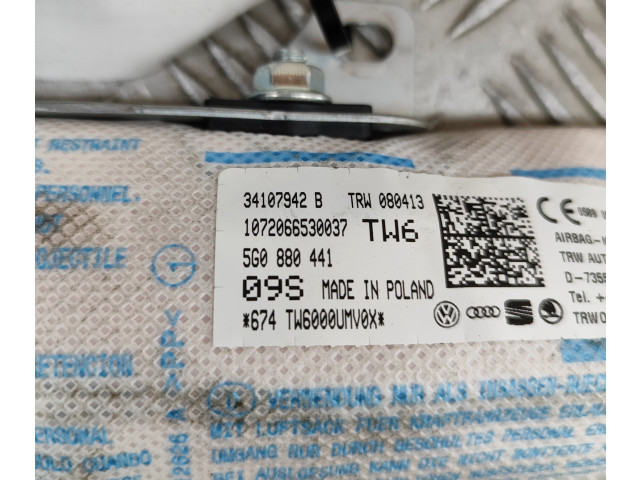 Подушка безопасности в сиденье 5G0880441, 34107942B Skoda Octavia Mk3 (5E)