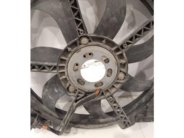 Вентилятор радиатора 6R0121207l Skoda Rapid (120G, 130G, 135G)