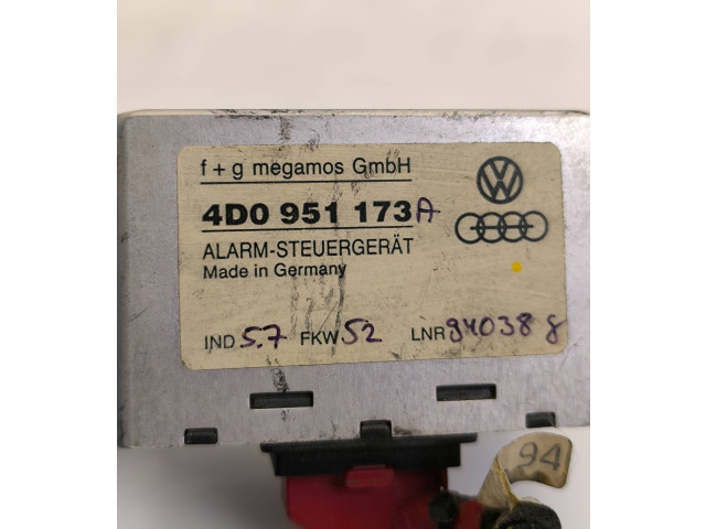 Pojistková skříňka Блок управления сигнализации 4D0951173A, LNR8K038C Audi A8 S8 D2 4D 1997