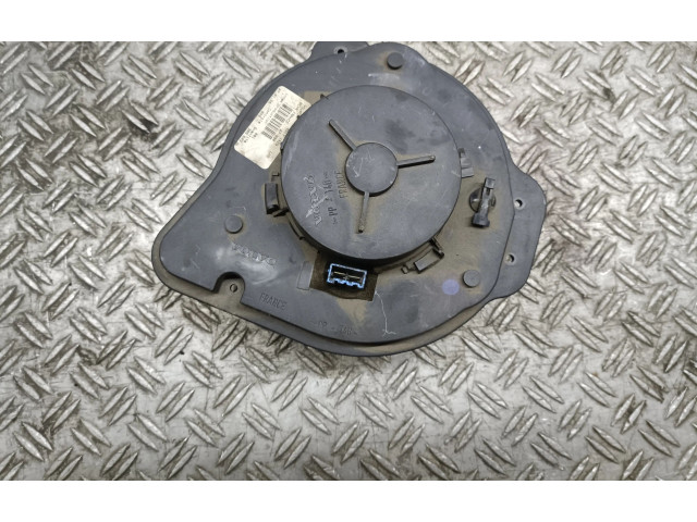 Вентилятор печки Volvo V70