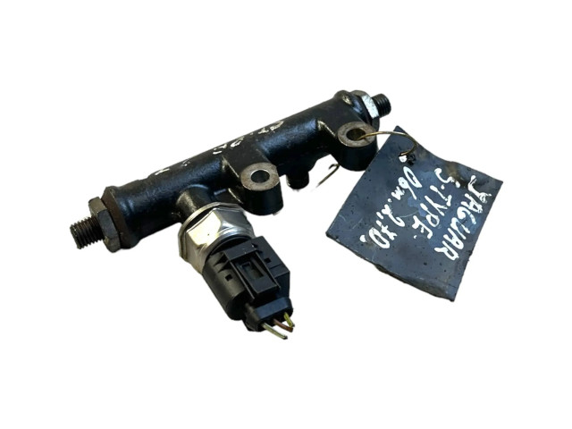 Топливная рампа 4R8Q9C066AC, A2C20001297 Jaguar S-Type 2.7