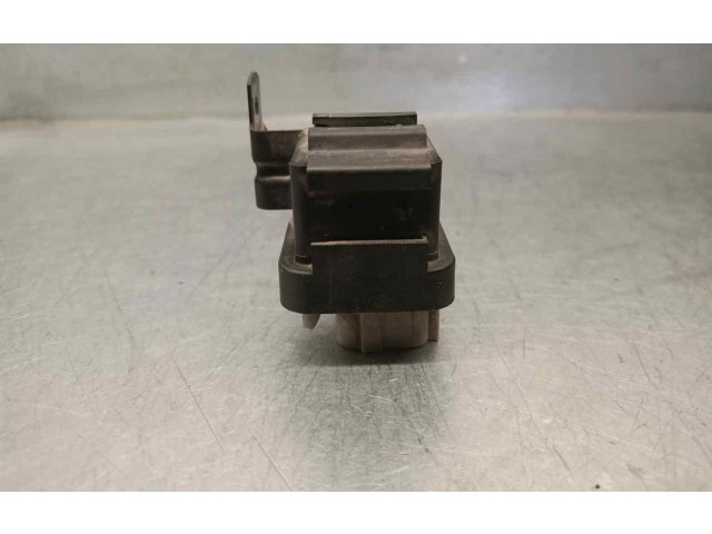 Pojistková skříňka 2861064110, 1567000140 Toyota Hilux (N80, N90, N100, N110) 1993