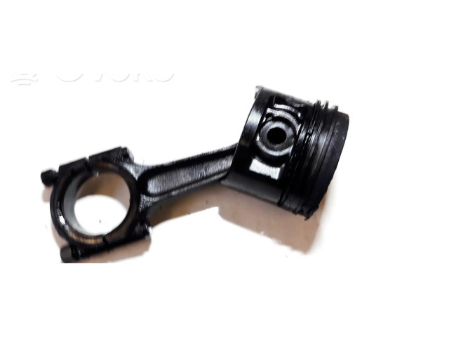 Píst s89ff   Ford Mondeo MK I  pro naftový motor 1.8  