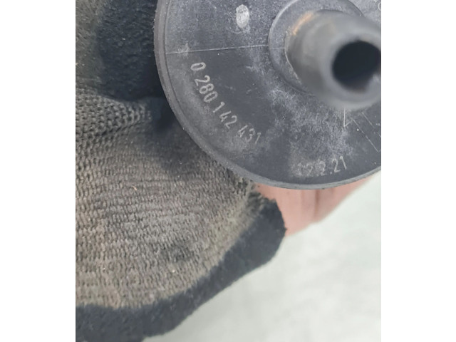 Топливная рампа 06F127509AA, 0280142431   Volkswagen PASSAT B6  