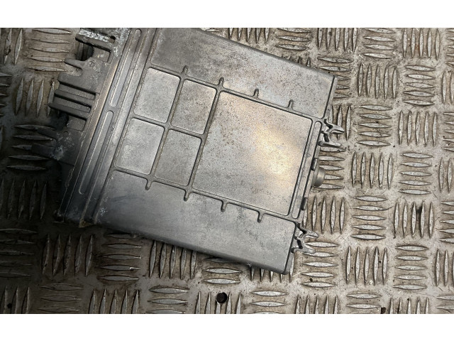 Блок управления двигателя Jeep Cherokee XJ