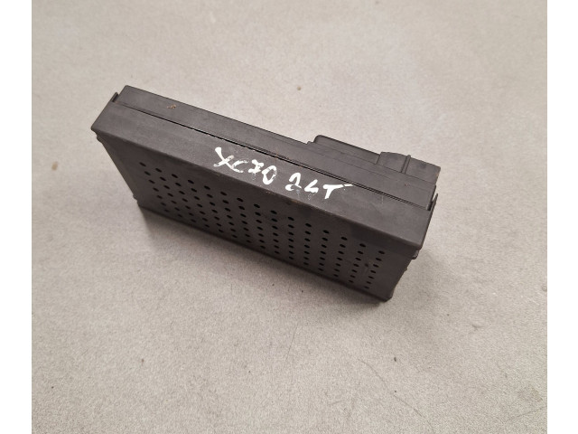 Блок предохранителей 8645410, 8645411 Volvo V70