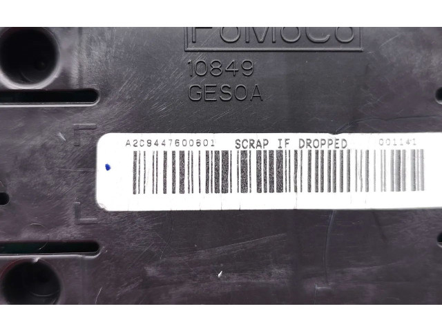 Přístrojová deska  Ford Mondeo MK V 2016 FS7T-10849-AHG  