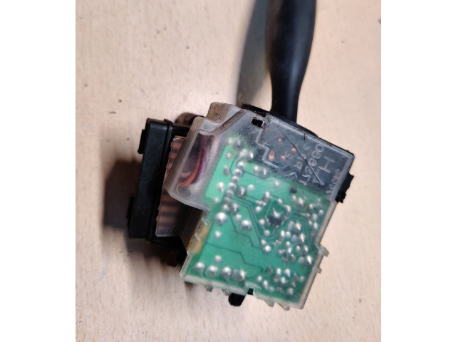 Ручка стеклоочистителей 173680, 173647 Daihatsu Cuore