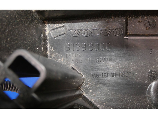 Блок предохранителей  32268452, 69789008   Volvo XC90    