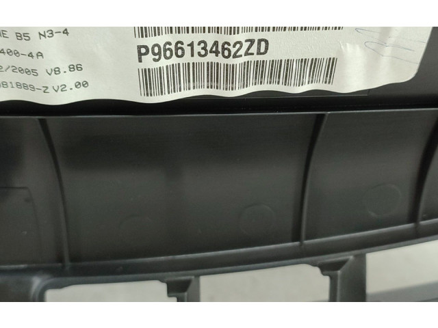 Панель приборов P96613462ZD, PLASTICODESCOLADA   Citroen C4 I       