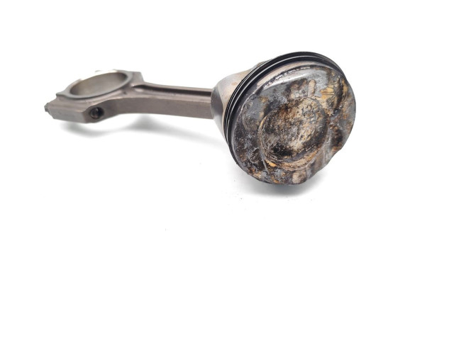 Поршень с шатуном SFJB SFJB Ford Fiesta