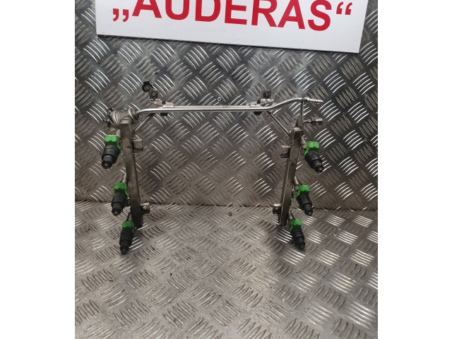 Vstřikovací lišta 078133551BB Audi A6 S6 C5 4B