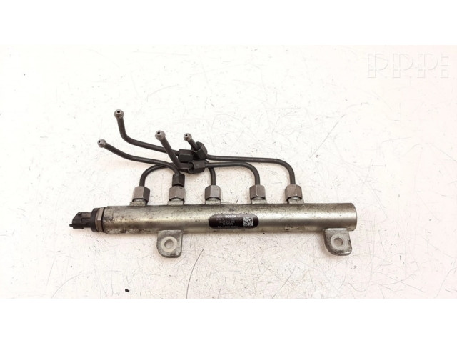 Магистральная трубка топлива