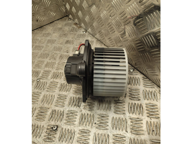 Вентилятор печки       KIA Ceed