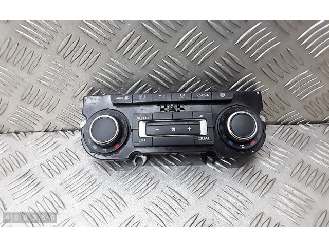 Блок управления климат-контролем 3t0907044bk Skoda Yeti (5L)