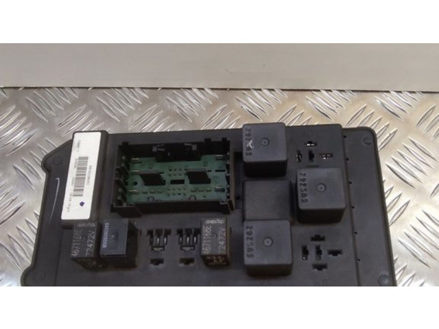 Pojistková skříňka 56050066AC, 0329111 Jeep Cherokee 2007