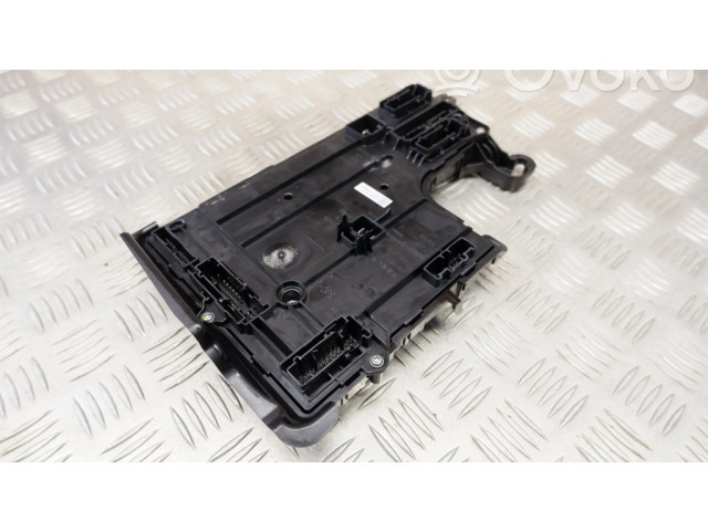 Блок комфорта 156745500C, 156745500C Tesla Model 3