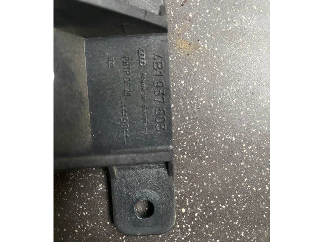 Блок предохранителей  4B1937503   Audi A6 S6 C5 4B    