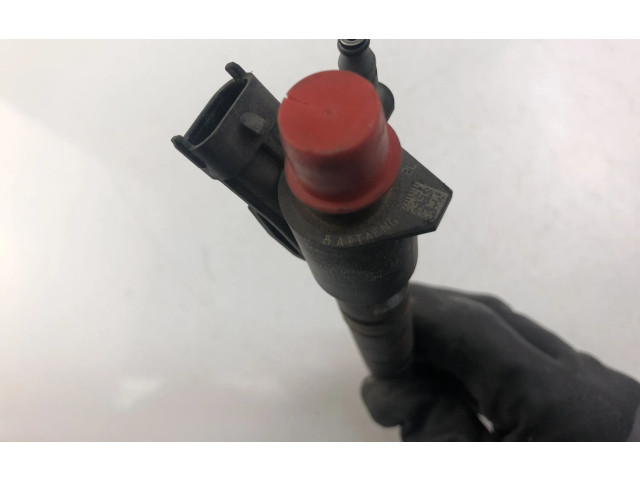 Форсунка 31303238    Volvo V60   