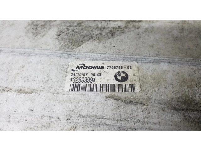 Интеркулер 7798788 BMW 1 E81 E87 2.0