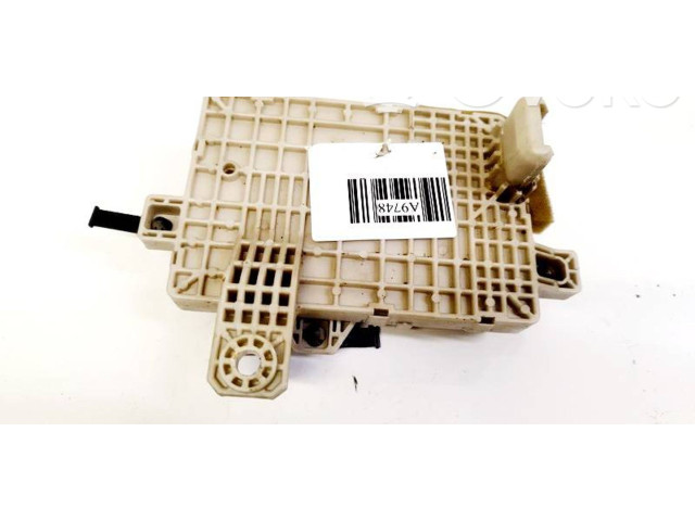   Pojistková skříňka    Mazda 6 2003