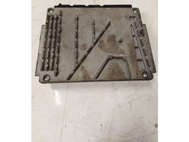 Блок управления двигателя     30637733    Volvo XC90 