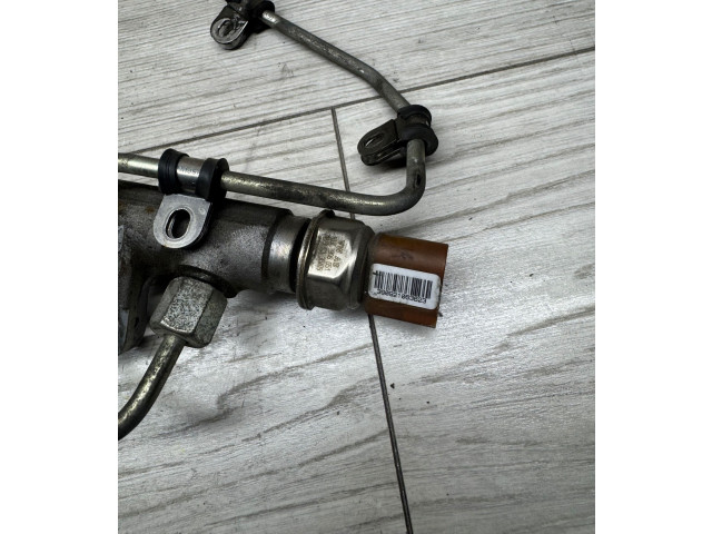 Топливная рампа 03L130089, 2700000170 Volkswagen Golf VI