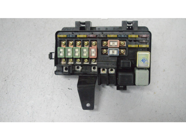 Блок предохранителей    Honda Prelude    