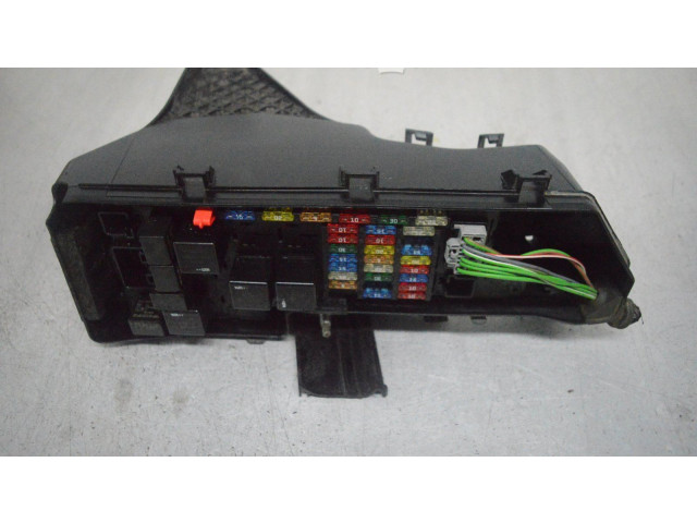 Турбина Блок предохранителей Volvo S80     для двигателя B5244S      