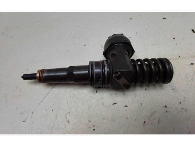 Vstřikovač 038130073AG Volkswagen Caddy