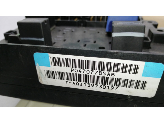 Блок предохранителей P4686674, 4686674   Chrysler Voyager    