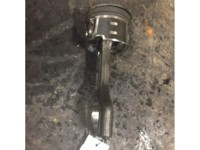 Píst Ford Focus 1.6