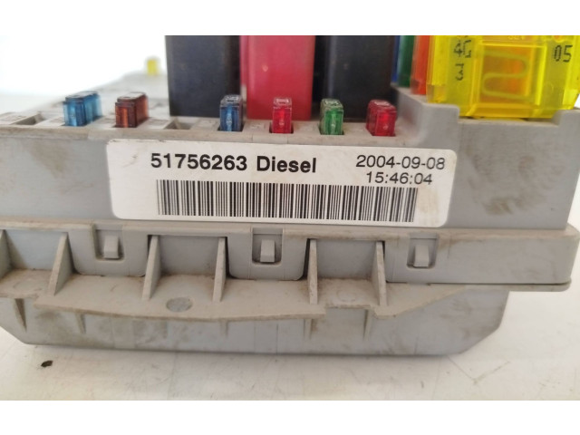 Блок предохранителей 51756263, 20040908   Fiat Doblo