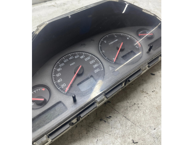 Панель приборов 9459821, 69294580T   Volvo V70       