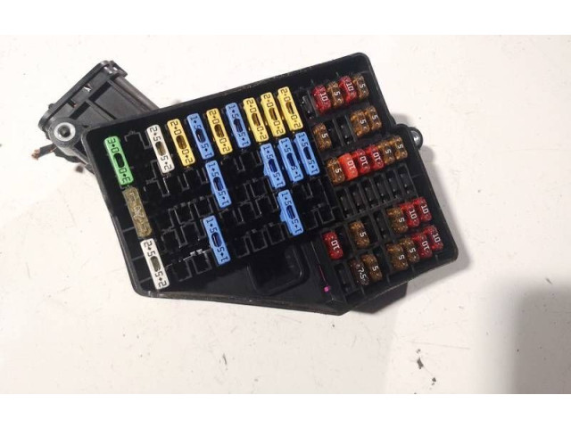 Блок предохранителей Skoda Fabia Mk1 (6Y)