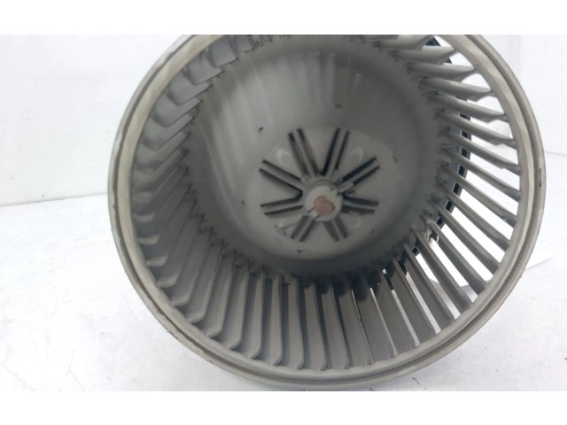 Вентилятор печки    MF0160700260   Mitsubishi Carisma